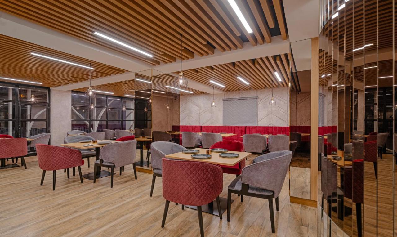 Treebo Premium D Consulate Hotel Hyderabad Exterior photo