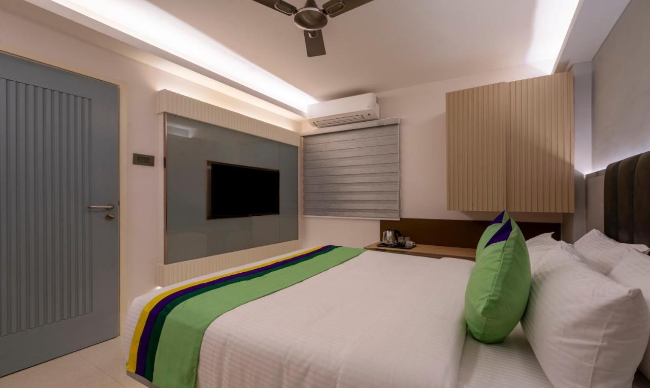 Treebo Premium D Consulate Hotel Hyderabad Exterior photo
